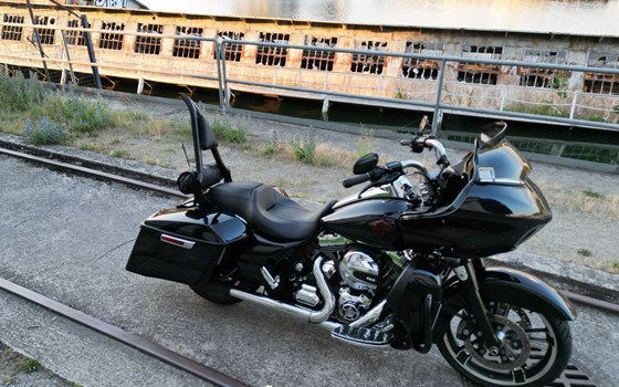 Gebrauchtmotorrad Harley-Davidson Road Glide FLTRX - Bild 19