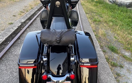 Gebrauchtmotorrad Harley-Davidson Road Glide FLTRX - Bild 21