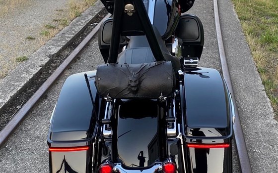 Gebrauchtmotorrad Harley-Davidson Road Glide FLTRX - Bild 26