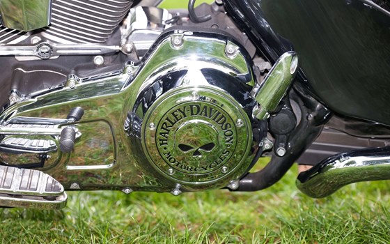 Gebrauchtmotorrad Harley-Davidson Road Glide FLTRX - Bild 5