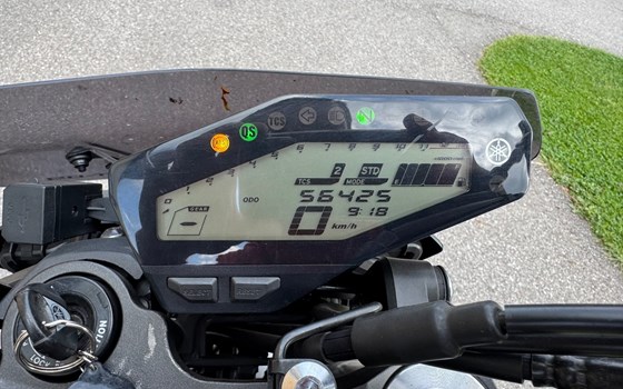 Gebrauchtmotorrad Yamaha MT-09 - Bild 11