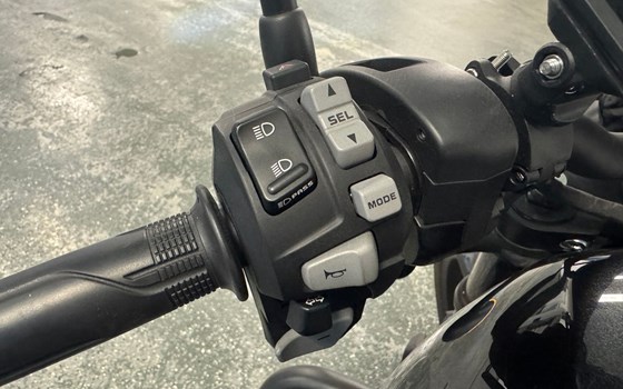 Gebrauchtmotorrad Honda CMX1100 Rebel DCT - Bild 8