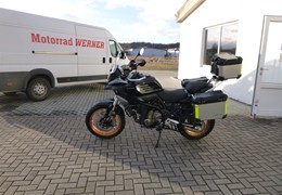 Neumotorrad QJ Motor SRT 700 SX