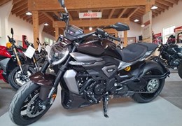 Neumotorrad Ducati XDiavel V4