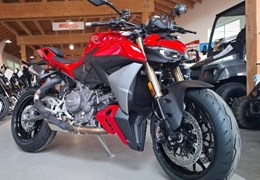 Neumotorrad Ducati Streetfighter V2