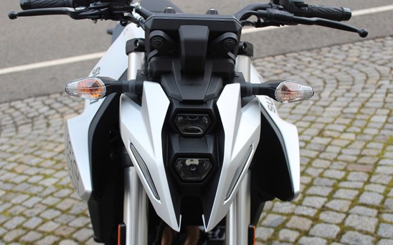Neufahrzeug Suzuki GSX-8S - Bild 13
