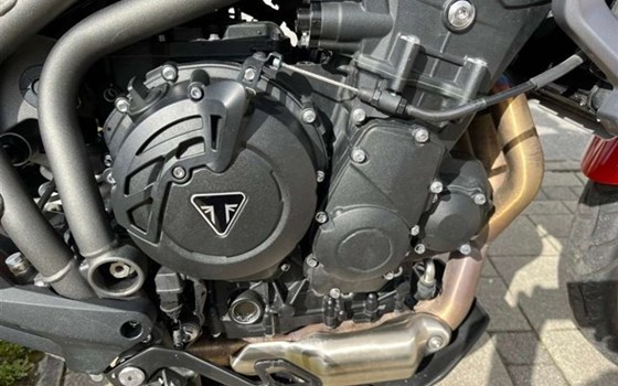 Gebrauchtmotorrad Triumph Tiger 800 XRT - Bild 10