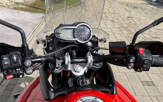 Gebrauchtmotorrad Triumph Tiger 800 XRT - Bild 7