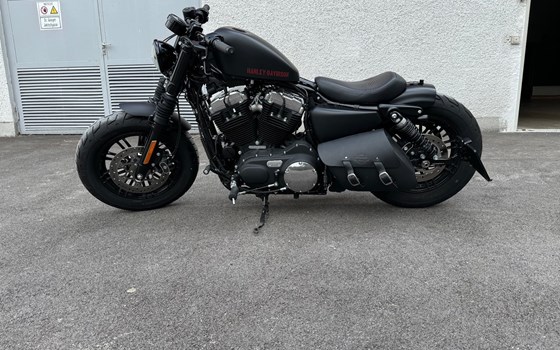 Gebrauchtmotorrad Harley-Davidson Sportster XL 1200X Forty-Eight - Bild 1