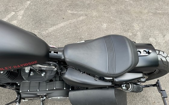 Gebrauchtmotorrad Harley-Davidson Sportster XL 1200X Forty-Eight - Bild 11