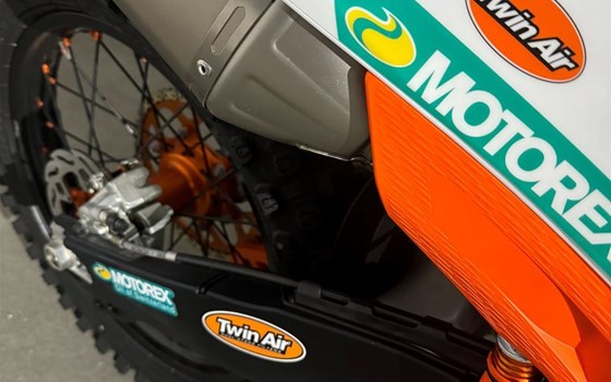 Gebrauchtmotorrad KTM 450 SX-F Factory Edition - Bild 10