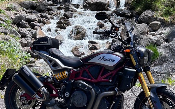Gebrauchtmotorrad Indian FTR Carbon - Bild 2