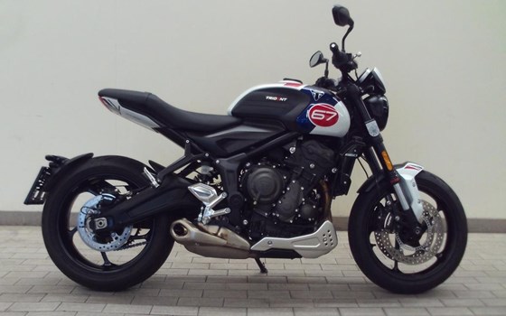Gebrauchtmotorrad Triumph Trident 660 Triple Tribute - Bild 1