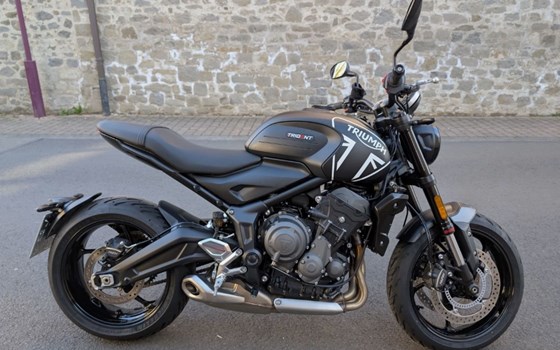 Gebrauchtmotorrad Triumph Trident 660 - Bild 1