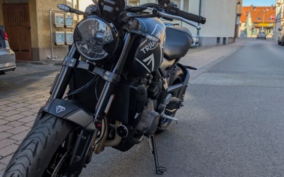 Gebrauchtmotorrad Triumph Trident 660 - Bild 4