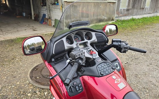 Motorrad Occasion Honda GL 1800 Goldwing - Bild 4
