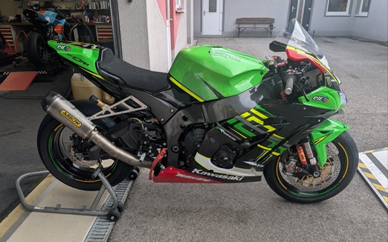 Gebrauchtmotorrad Kawasaki Ninja ZX-10R - Bild 2