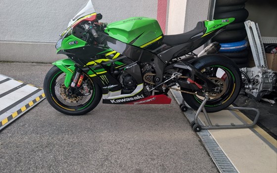 Gebrauchtmotorrad Kawasaki Ninja ZX-10R - Bild 4