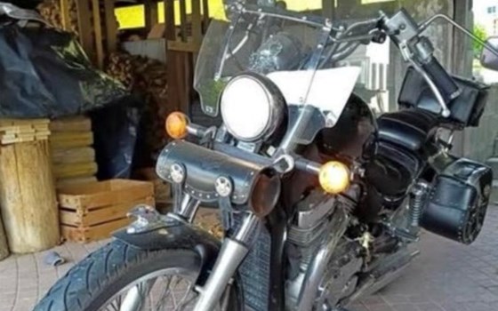 Motorrad Occasion Suzuki Intruder VS 750 - Bild 1