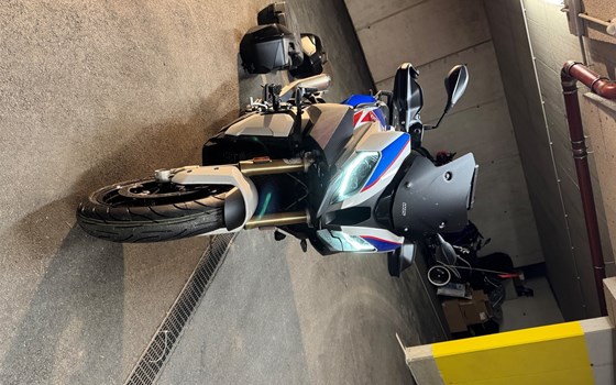 Gebrauchtmotorrad BMW S 1000 XR - Bild 3