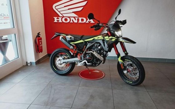 Gebrauchtmotorrad Fantic XMF 125 Competition - Bild 8