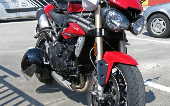 Gebrauchtmotorrad Triumph Speed Triple 1050 - Bild 4