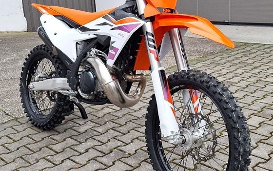 Gebrauchtmotorrad KTM 300 SX - Bild 1