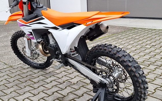 Gebrauchtmotorrad KTM 300 SX - Bild 4