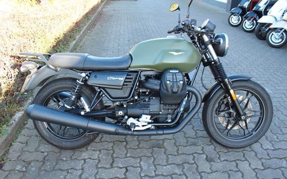 Gebrauchtmotorrad Moto Guzzi V7 III Stone - Bild 3