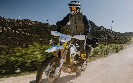 Neufahrzeug Husqvarna 701 Enduro - Bild 11