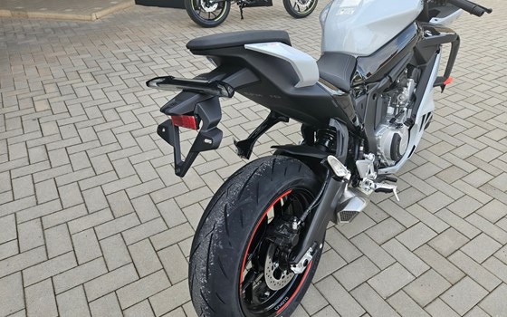 Neufahrzeug CFMOTO 675SR-R - Bild 17