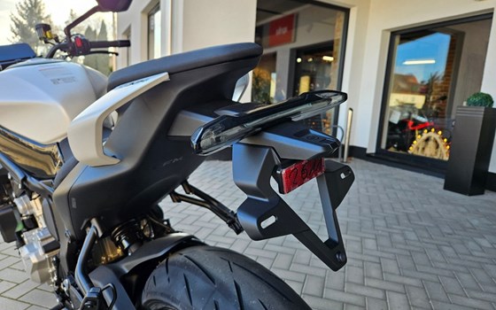 Neufahrzeug CFMOTO 675NK - Bild 6