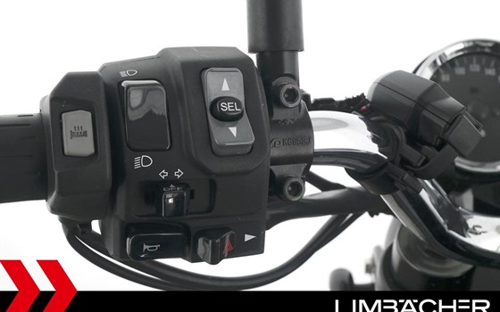 Gebrauchtmotorrad Kawasaki Z900 RS - Bild 21