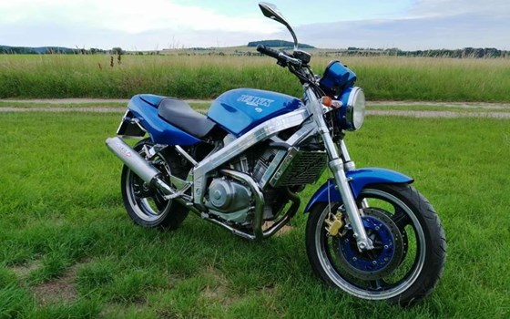Gebrauchtmotorrad Honda NT 650 Hawk GT - Bild 1