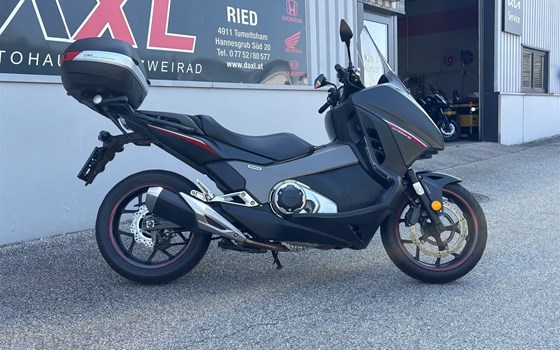 Gebrauchtmotorrad Honda Integra - Bild 3