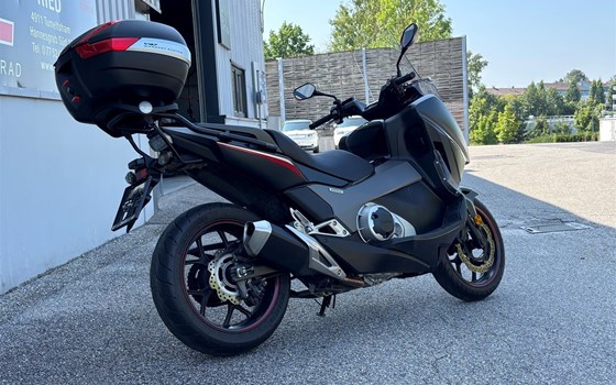 Gebrauchtmotorrad Honda Integra - Bild 4