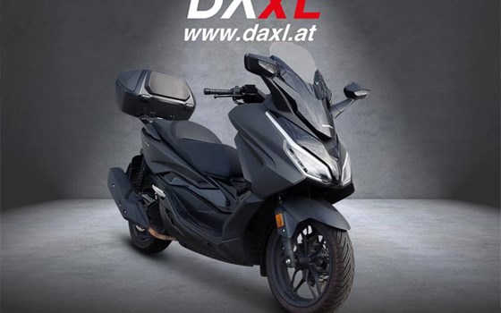 Gebrauchtmotorrad Honda Forza 125 - Bild 1