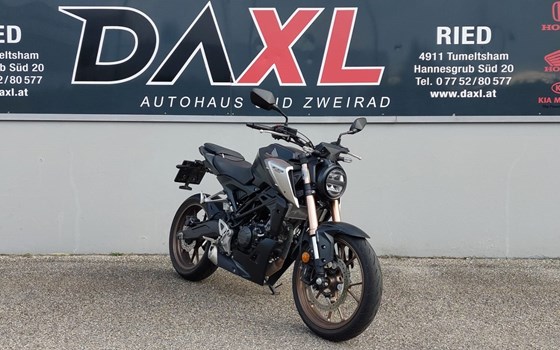 Gebrauchtmotorrad Honda CB125R - Bild 2