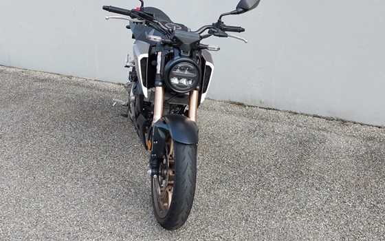 Gebrauchtmotorrad Honda CB125R - Bild 4