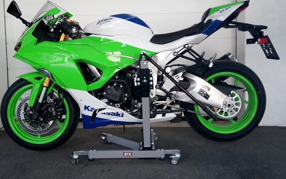 Gebrauchtmotorrad Kawasaki Ninja ZX-6R 40th Anniversary Edition - Bild 4