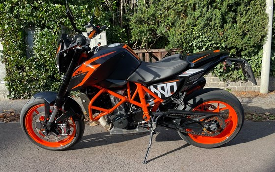 Gebrauchtmotorrad KTM 690 Duke R - Bild 1