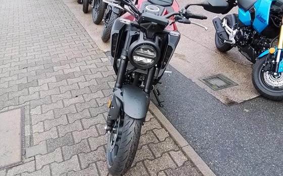 Neufahrzeug Honda CB125R - Bild 5
