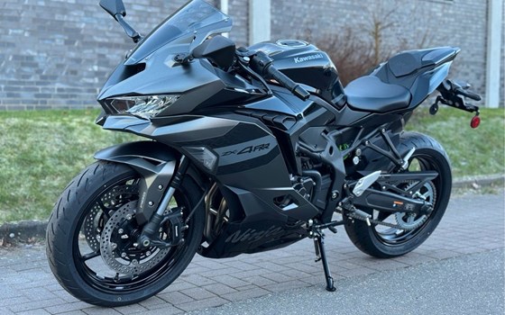Neufahrzeug Kawasaki Ninja ZX-4RR - Bild 5