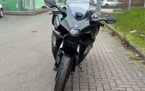 Gebrauchtmotorrad Kawasaki Ninja H2 SX SE - Bild 12