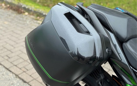 Gebrauchtmotorrad Kawasaki Ninja H2 SX SE - Bild 17