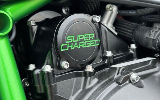 Gebrauchtmotorrad Kawasaki Ninja H2 SX SE - Bild 18