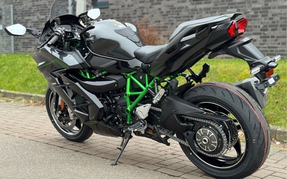 Gebrauchtmotorrad Kawasaki Ninja H2 SX SE - Bild 9