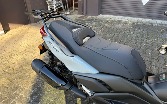 Gebrauchtmotorrad Yamaha XMAX 300 Tech MAX+ - Bild 11