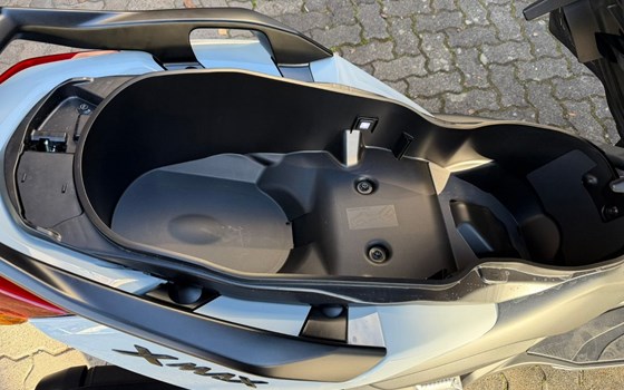 Gebrauchtmotorrad Yamaha XMAX 300 Tech MAX+ - Bild 15