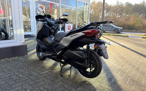 Gebrauchtmotorrad Yamaha XMAX 300 Tech MAX+ - Bild 5